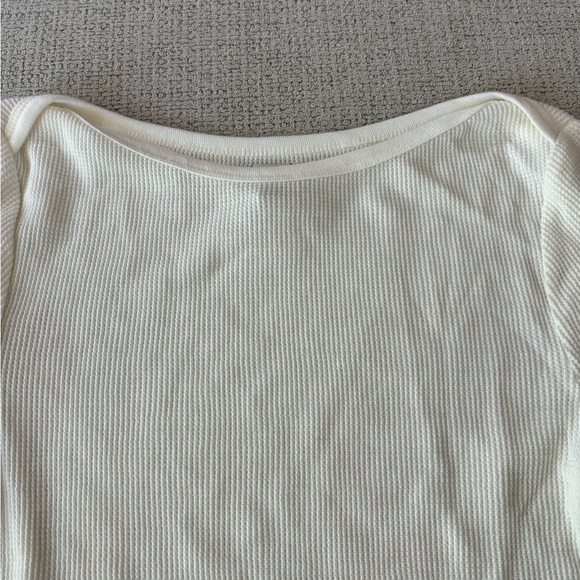 UO BDG LONG SLEEVE - Picture 5 of 5